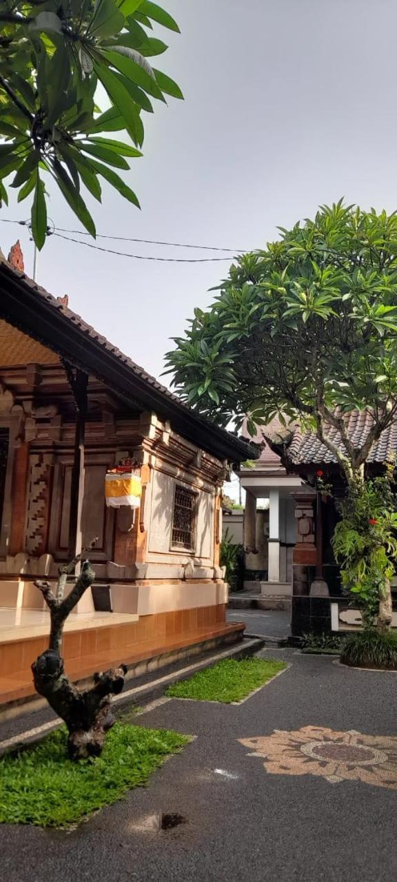 Nugraha Guesthouse 1 Ubud Zewnętrze zdjęcie